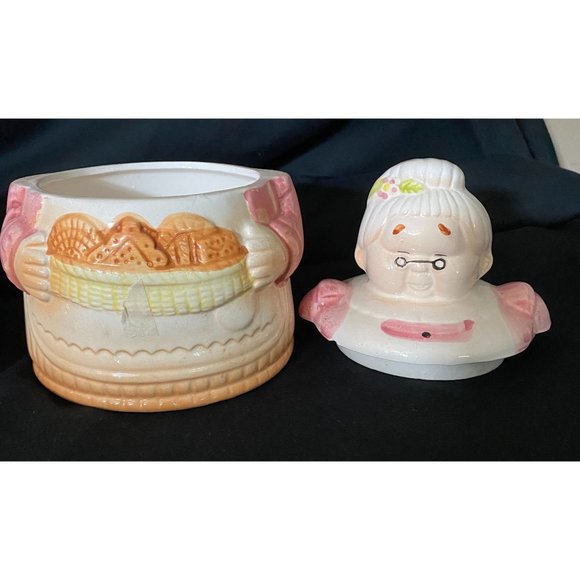 Vintage Porcelain Grandma Grandpa Baker Containers Jars with Lids - Picture 6 of 10